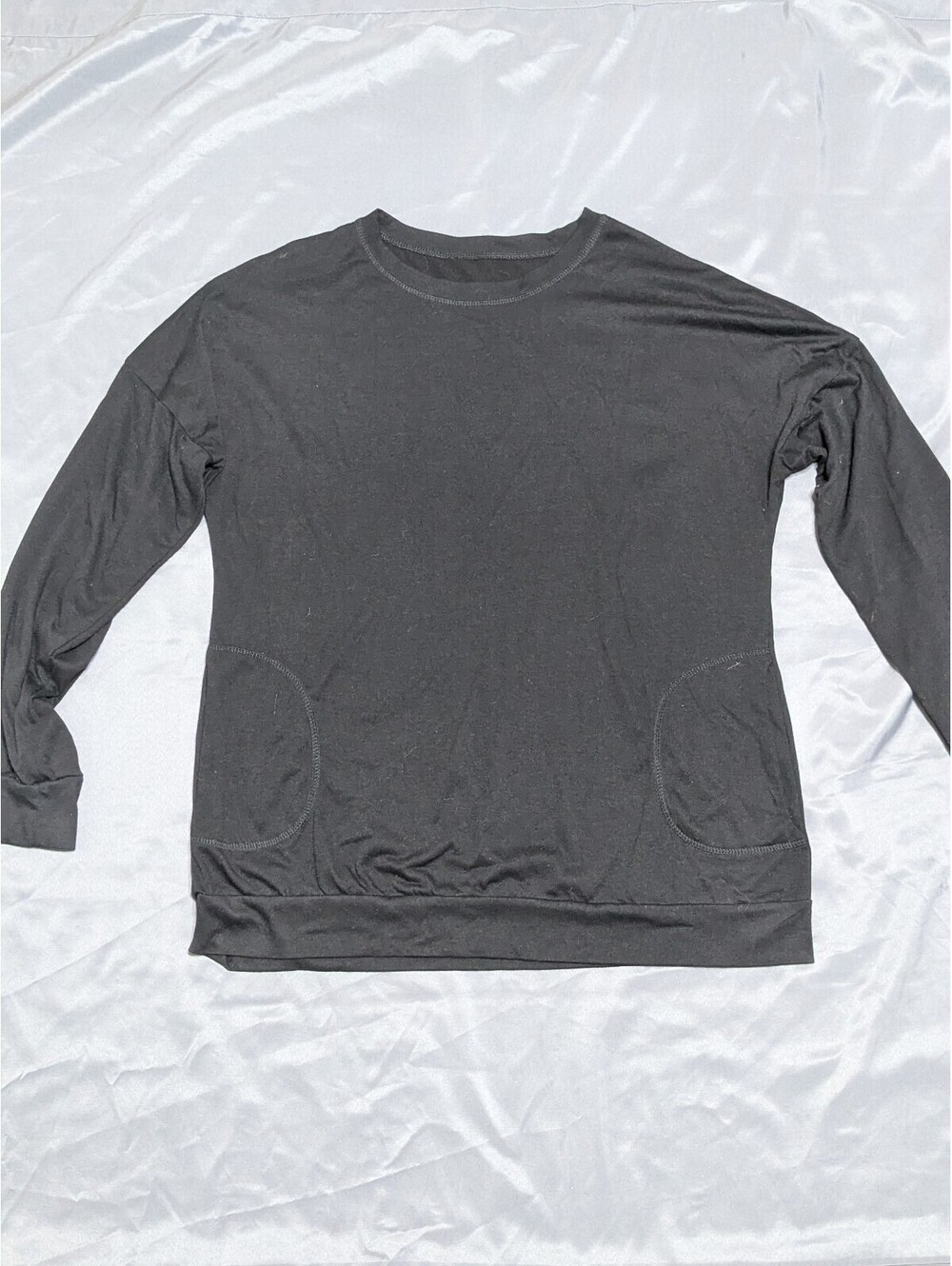 Black Long Sleeve Pullover Sweatshirt Size XL